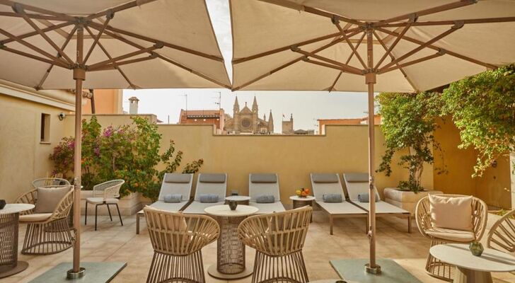 Palacio Can Marqués by Puro