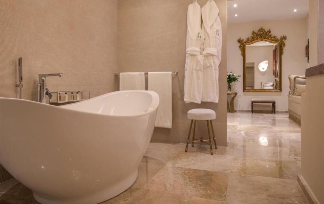 Palacio Can Marqués by Puro