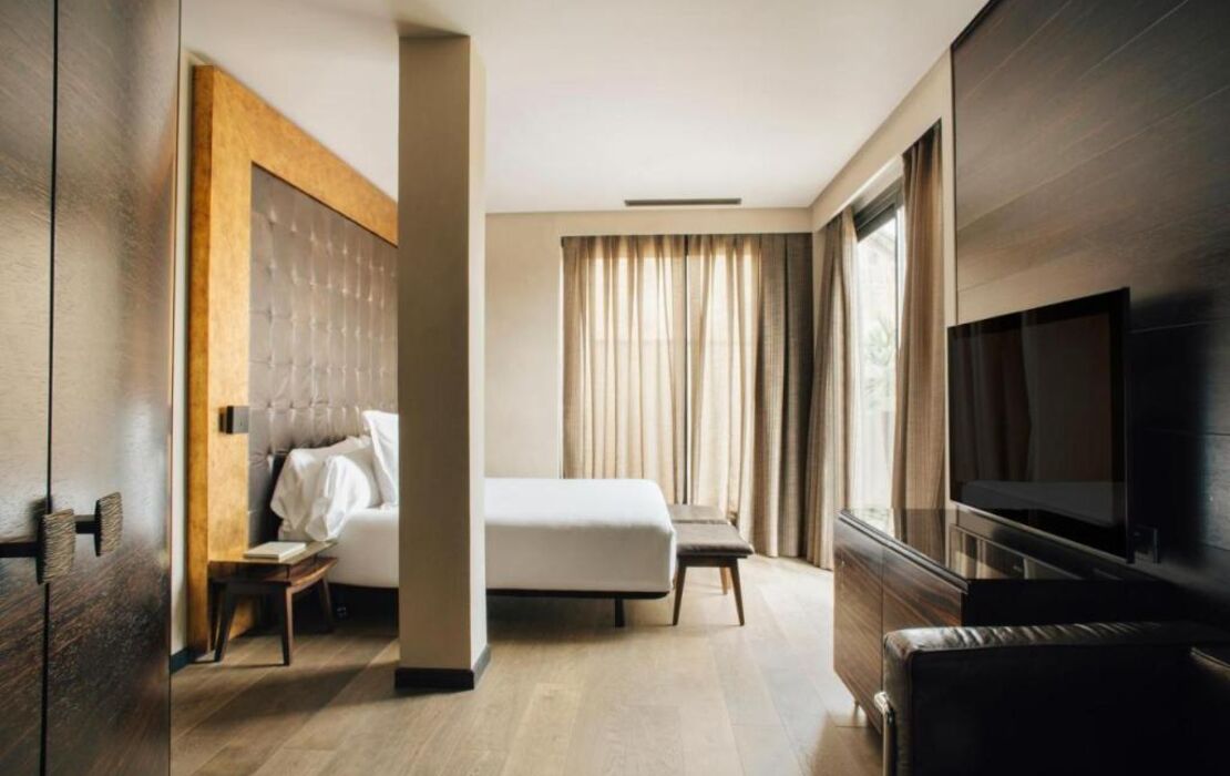 Hotel Bagués, a Small Luxury Hotel of the World