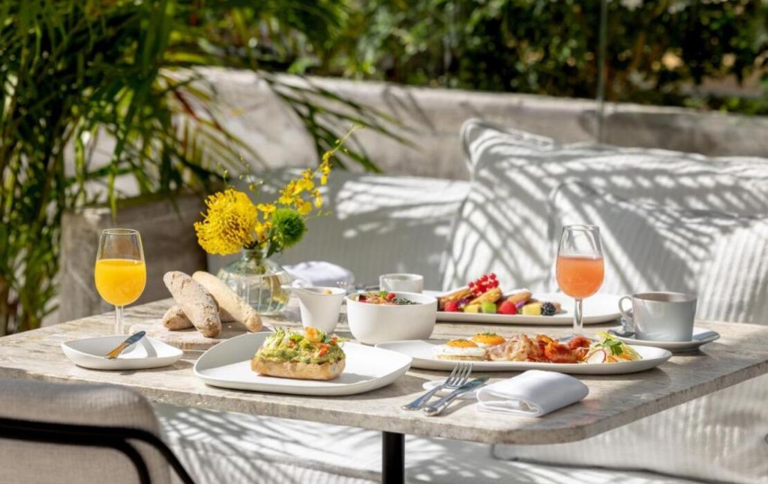 The Dolli at Acropolis, A Hotel to Live