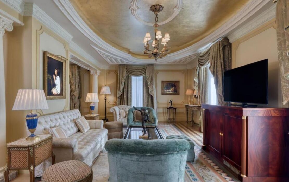 Hotel Grande Bretagne, a Luxury Collection Hotel, Athens