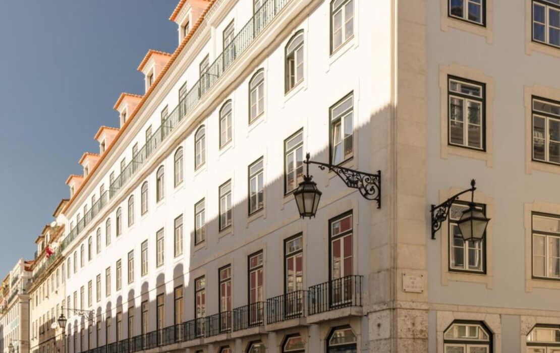 MYTHIC SANA Downtown Suites