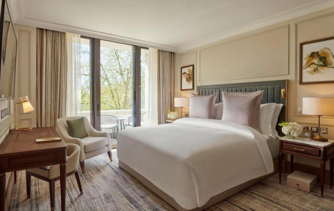 Jumeirah Carlton Tower London