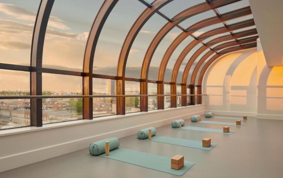 Jumeirah Carlton Tower London