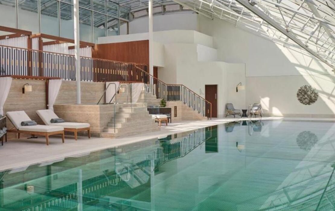 Jumeirah Carlton Tower London