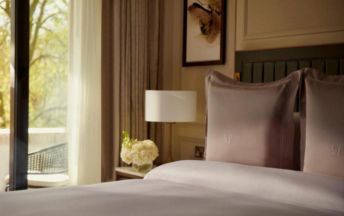 Jumeirah Carlton Tower London