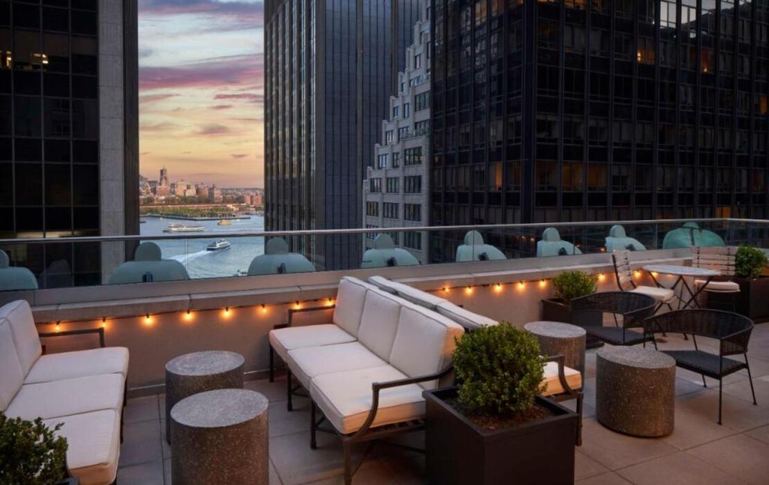 The Wall Street Hotel by Suiteness