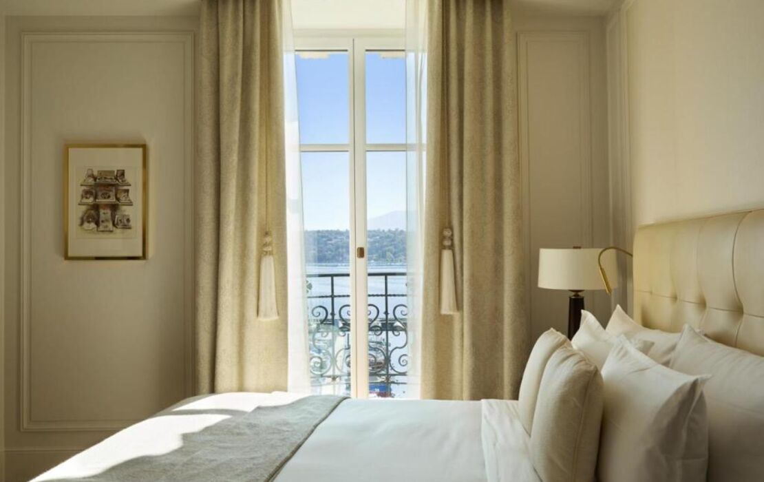 The Woodward - Auberge Collection