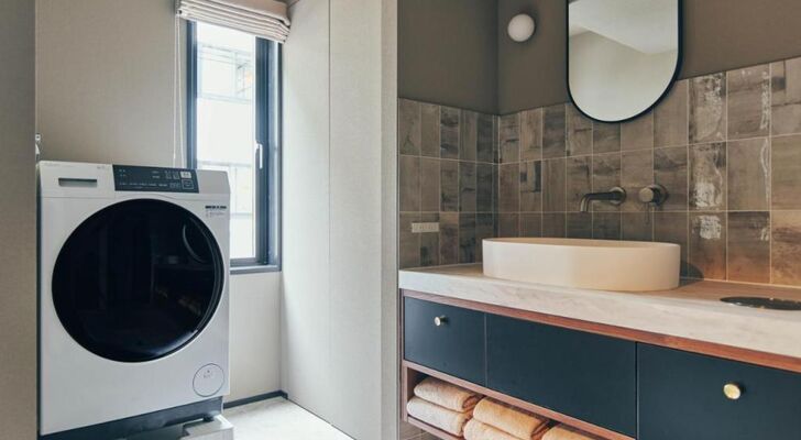 illi Rug Hamamatsucho