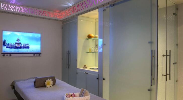 Five Seas Hotel Cannes, a Member of Design Hotels