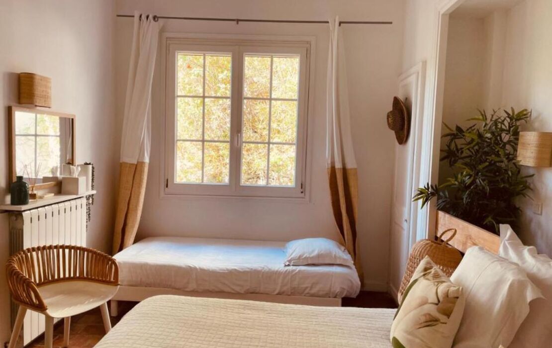 Hotel de La Plage - Mahogany