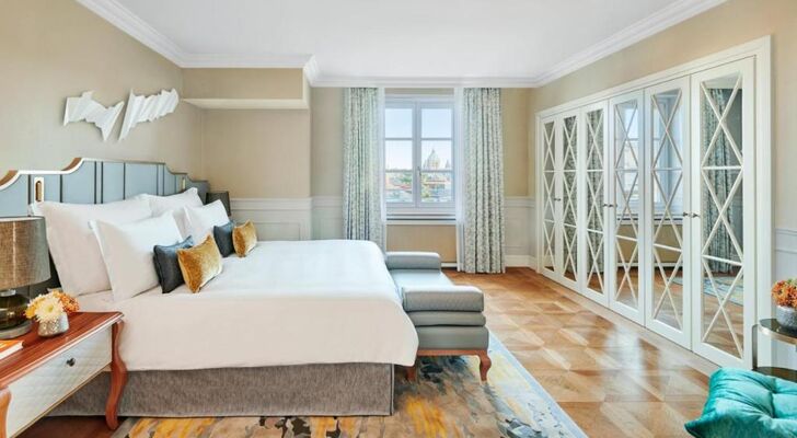 Mandarin Oriental, Munich