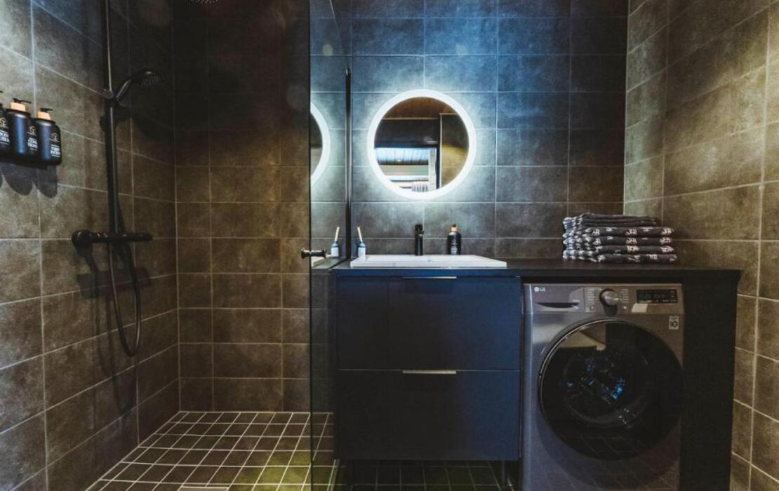 Invisible Forest Lodge & Adults Only SPA