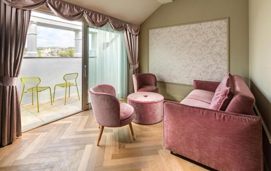 Mamaison Hotel Riverside Prague