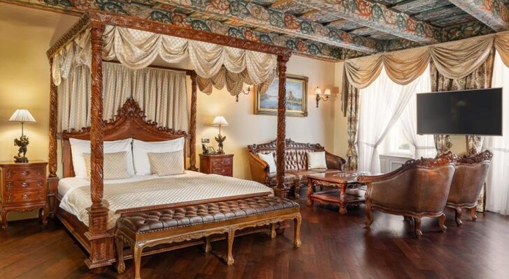 Iron Gate Hotel & Suites Prague by BHG