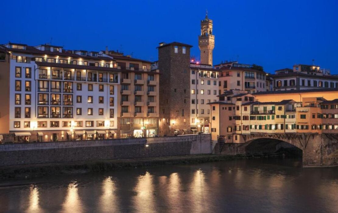 Portrait Firenze - Lungarno Collection