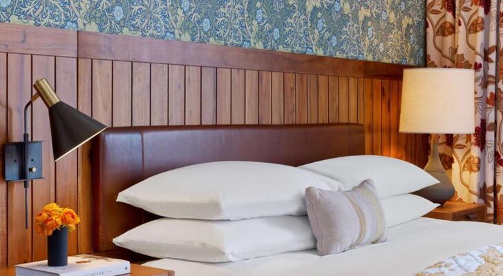 Hotel Revival Baltimore