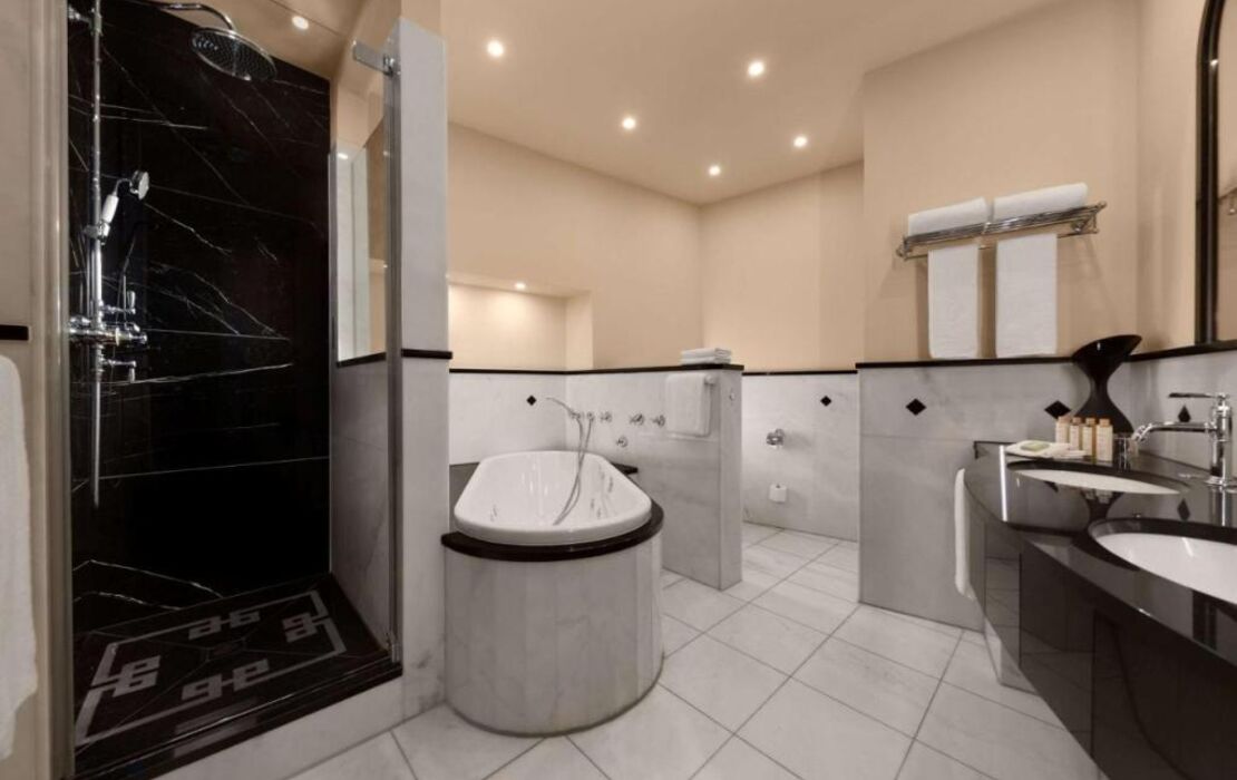 Wasserturm Hotel Cologne, Curio Collection by Hilton