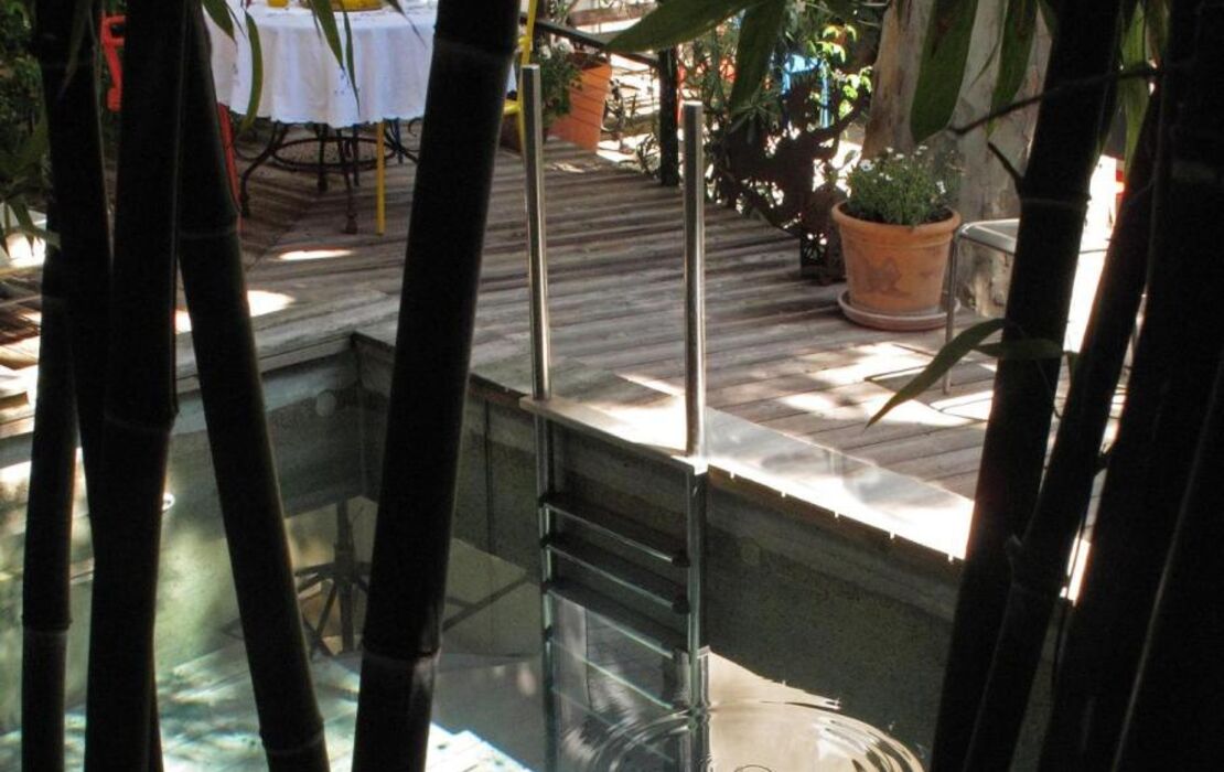 La Maison Sur La Sorgue - Esprit de France