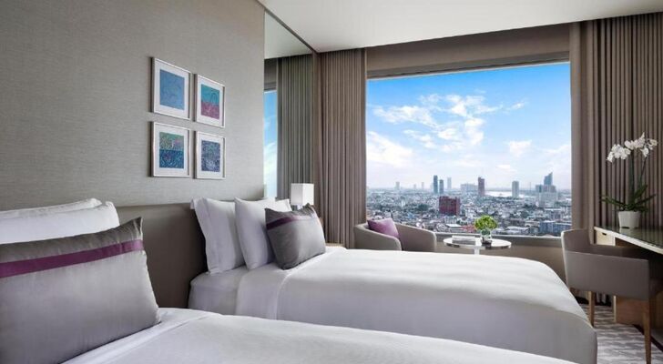 Avani Plus Riverside Bangkok Hotel