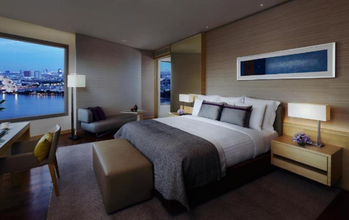 Avani Plus Riverside Bangkok Hotel