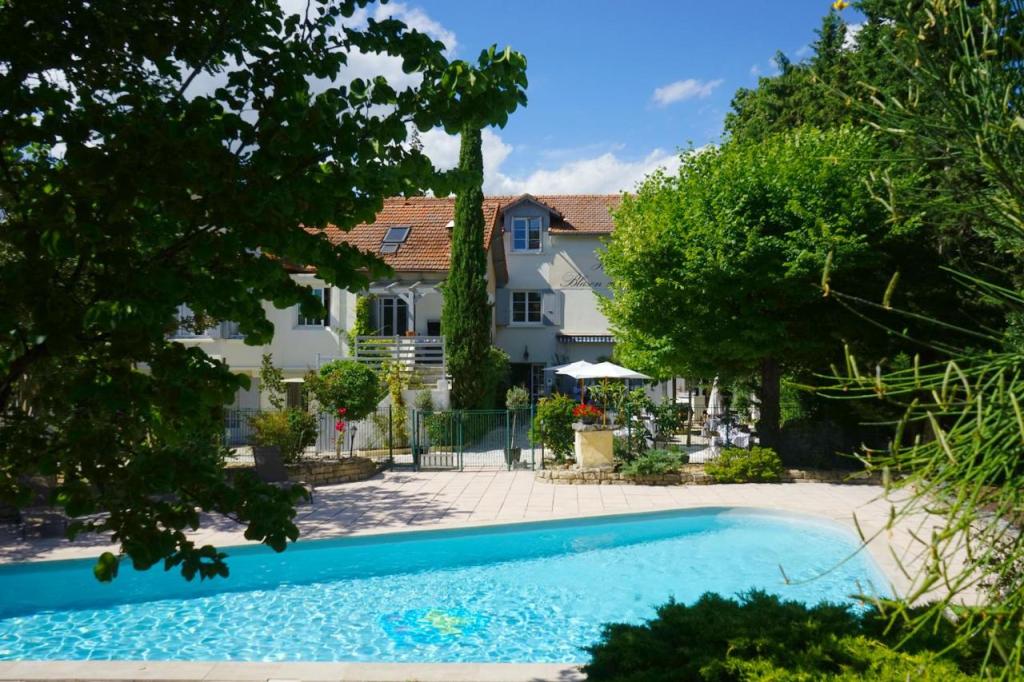 Logis Hotel Le Blason de Provence