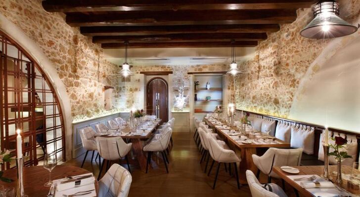 Serenissima Boutique Hotel