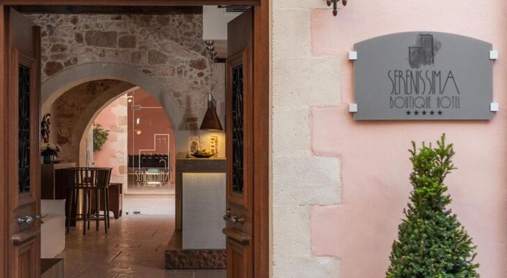 Serenissima Boutique Hotel