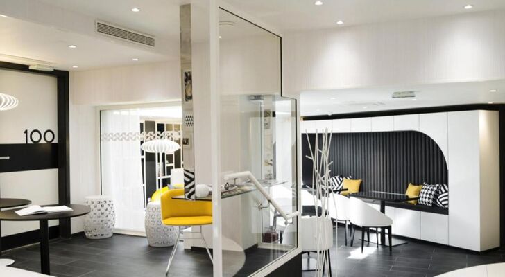 Hotel Ekta Champs Elysées