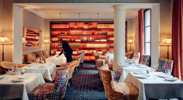 Le Pavillon de la Reine & Spa, Place des Vosges