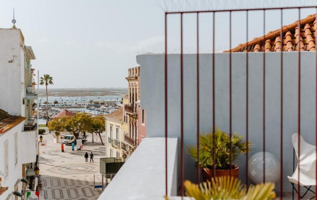 THE MODERNIST, Architecture experience