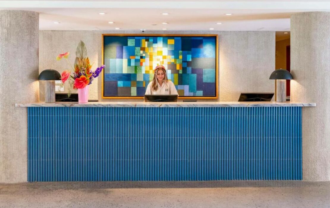 Wayfinder Waikiki - Voted Top 10 Best Hotels in Hawaii!