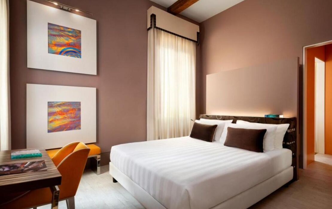 Sina Centurion Palace