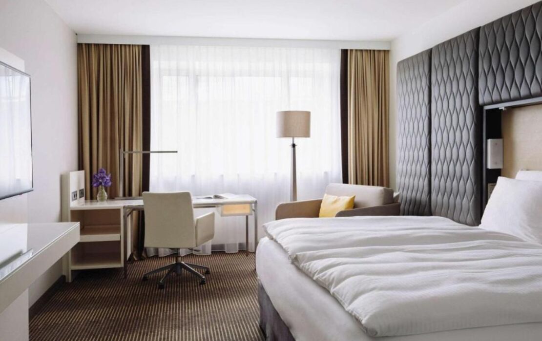 Pullman Berlin Schweizerhof