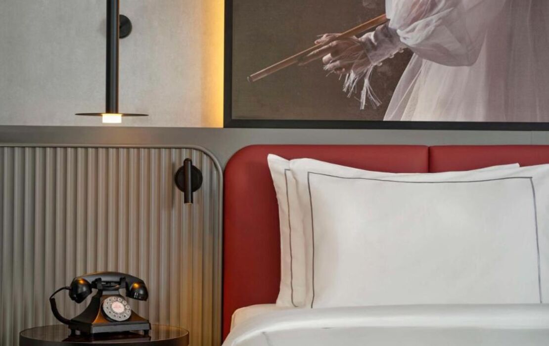 Radisson RED Berlin Kudamm