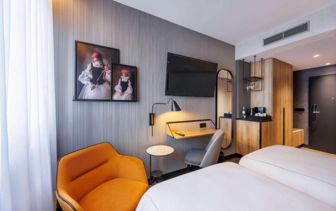 Radisson RED Berlin Kudamm