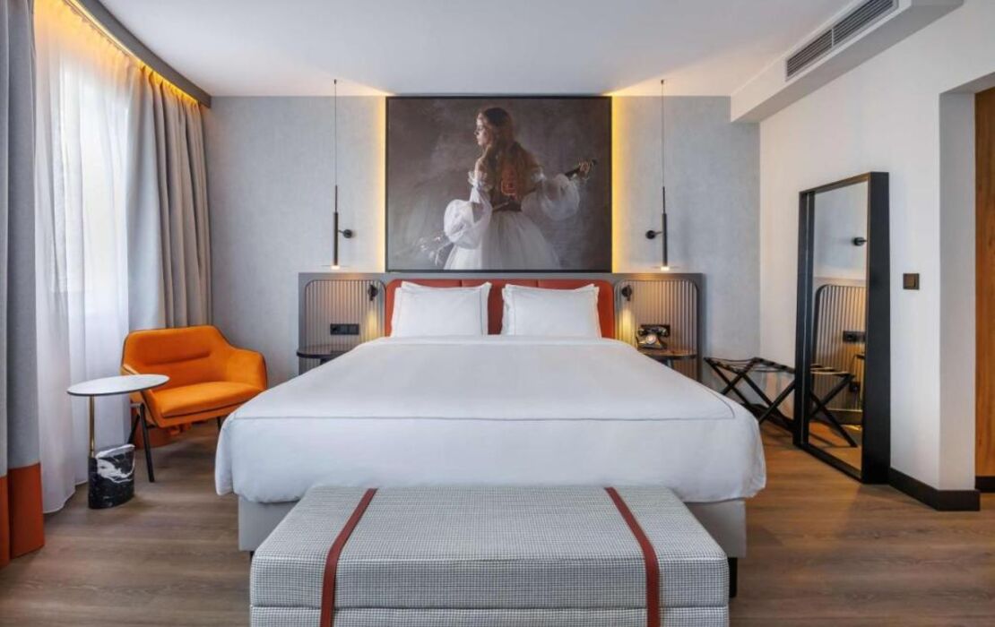 Radisson RED Berlin Kudamm