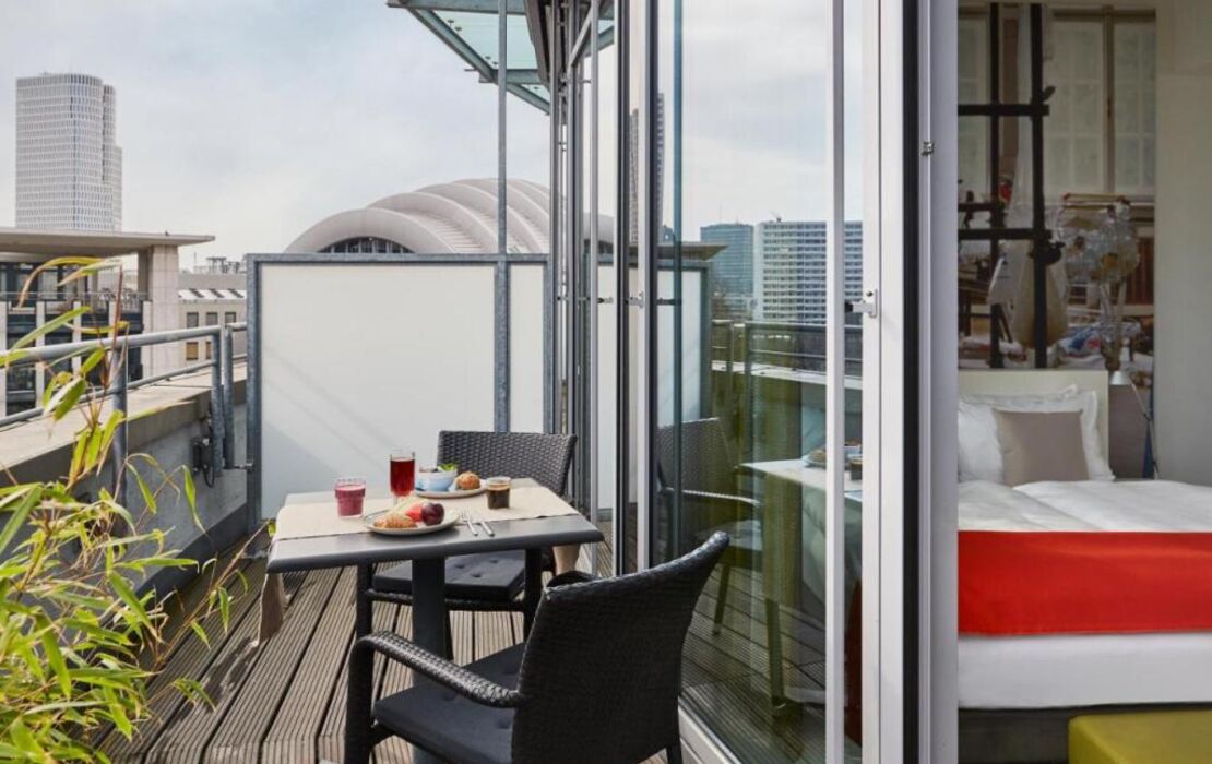 Hotel Indigo Berlin – Ku’damm, an IHG Hotel