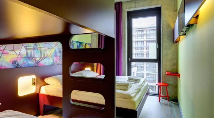 MEININGER Hotel Berlin East Side Gallery