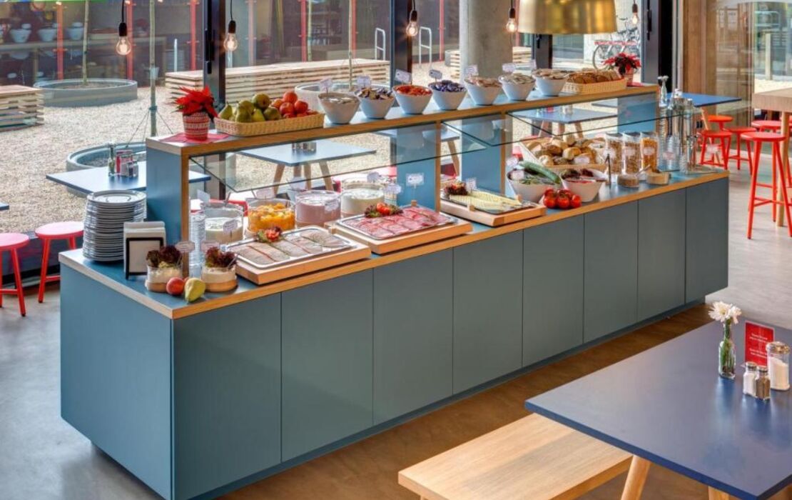 MEININGER Hotel Berlin East Side Gallery