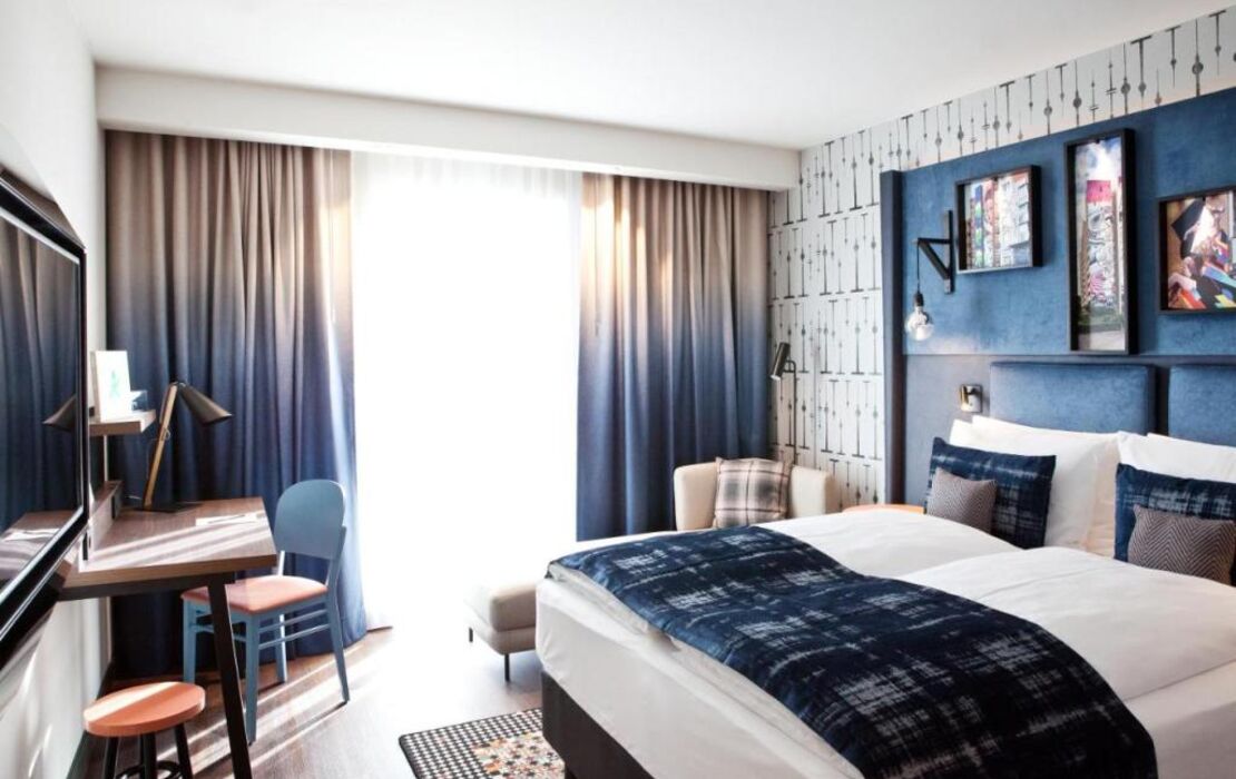 Hotel Indigo Berlin - East Side Gallery