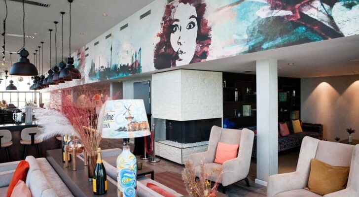 Hotel Indigo Berlin - East Side Gallery