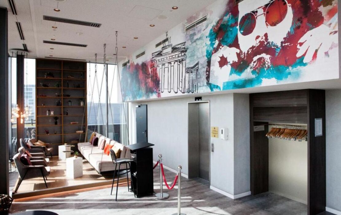 Hotel Indigo Berlin - East Side Gallery