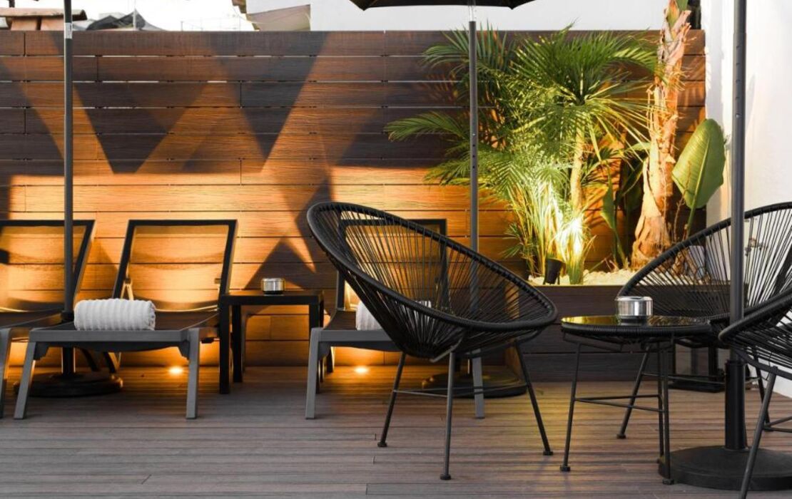 Elite Hotel - Gay Men Only