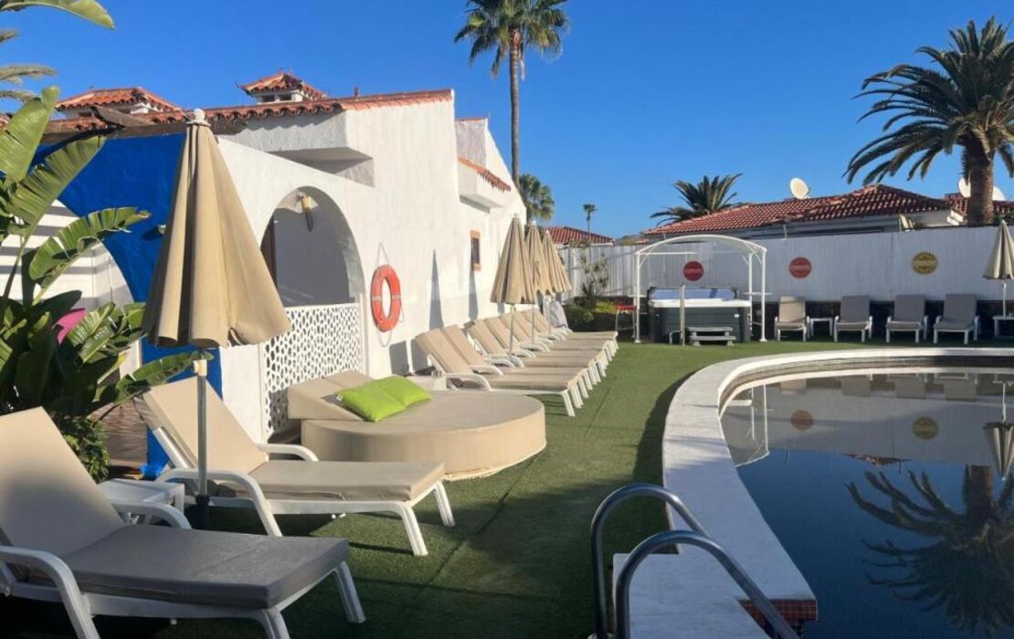 Rainbow Golf Bungalows, Gay Men-only Resort