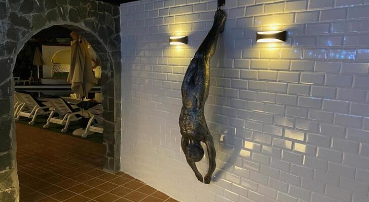 Rainbow Golf Bungalows, Gay Men-only Resort