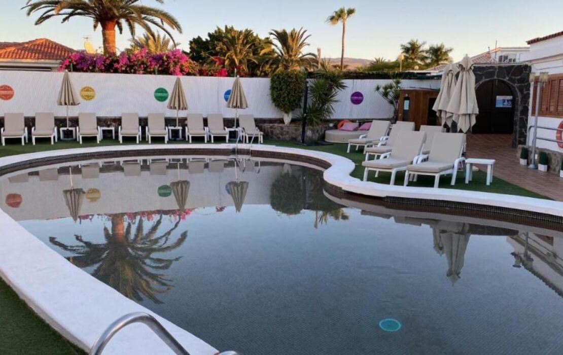 Rainbow Golf Bungalows, Gay Men-only Resort