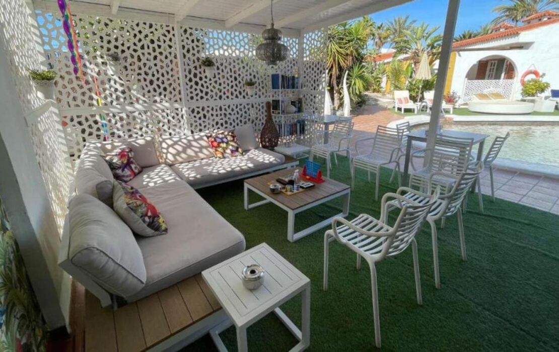 Rainbow Golf Bungalows, Gay Men-only Resort