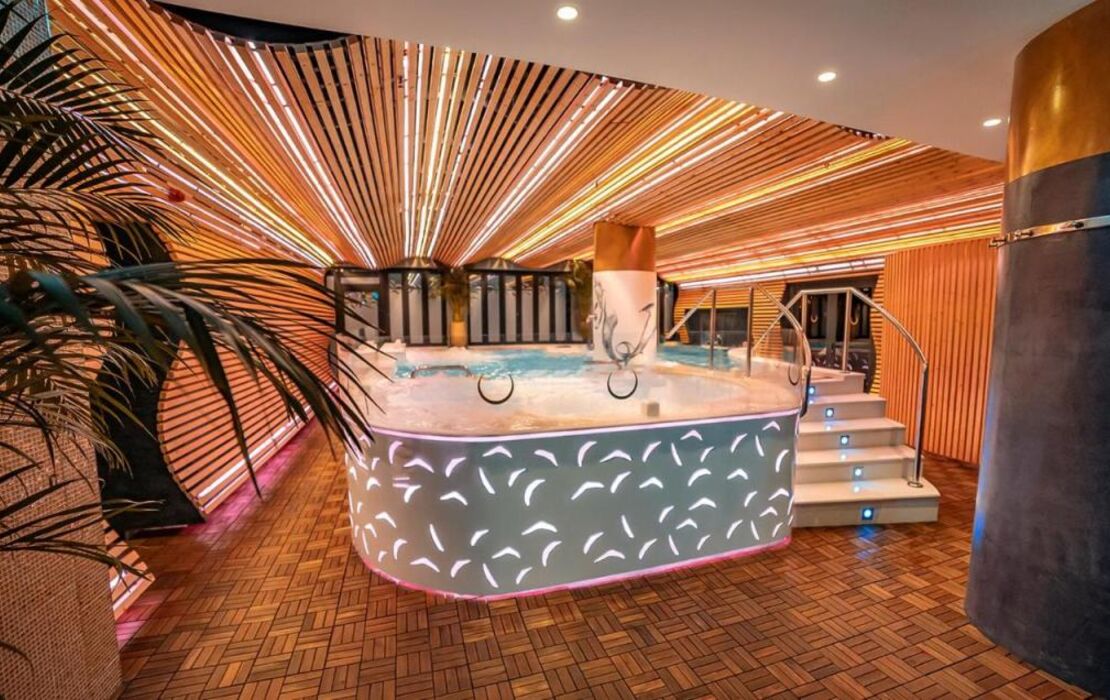 Bohemia Suites & Spa - Adults Only