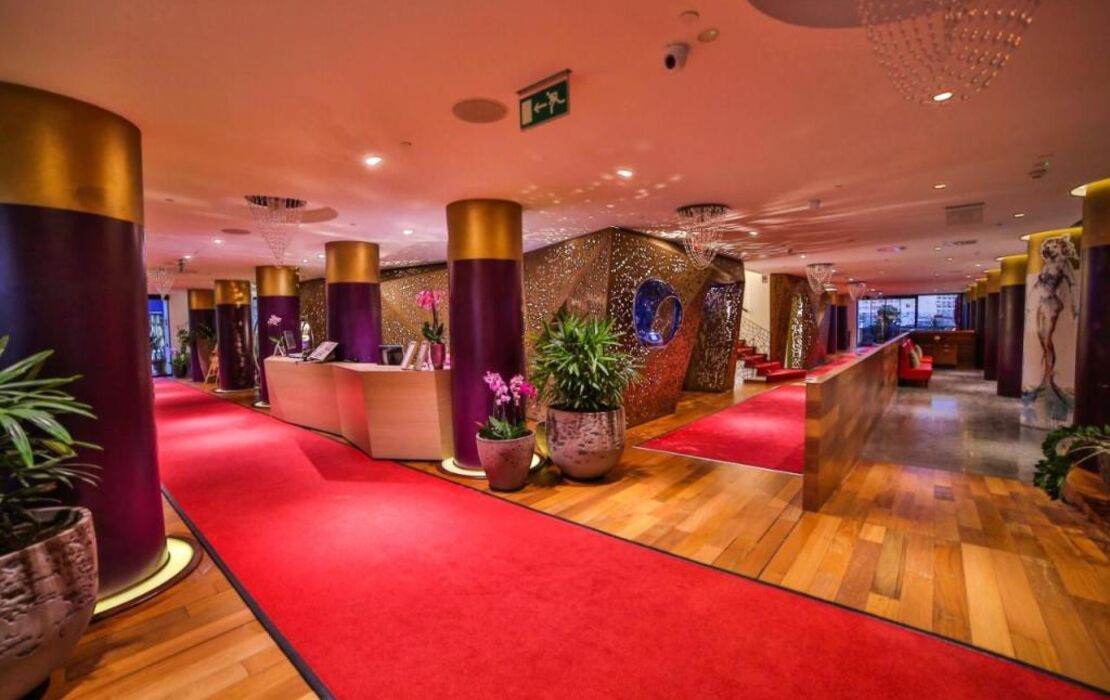 Bohemia Suites & Spa - Adults Only